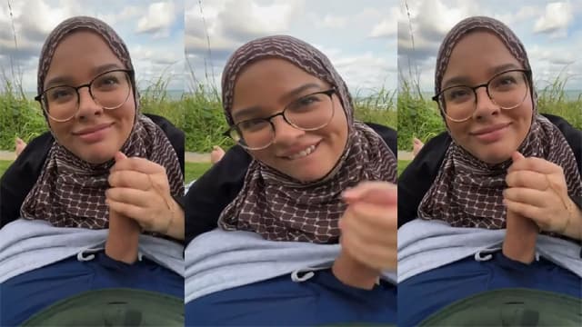 Hijabi Babe Park – Sucking Big Cock Hard Fuck